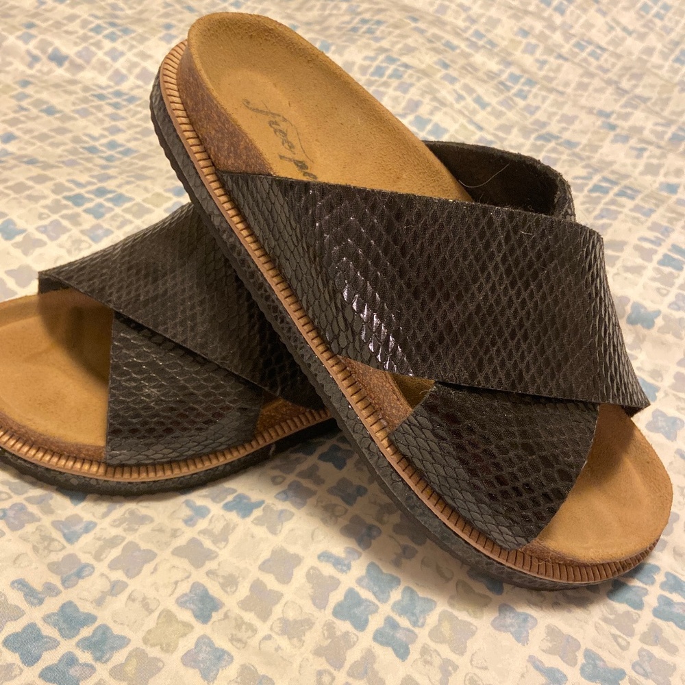 Free People sandals